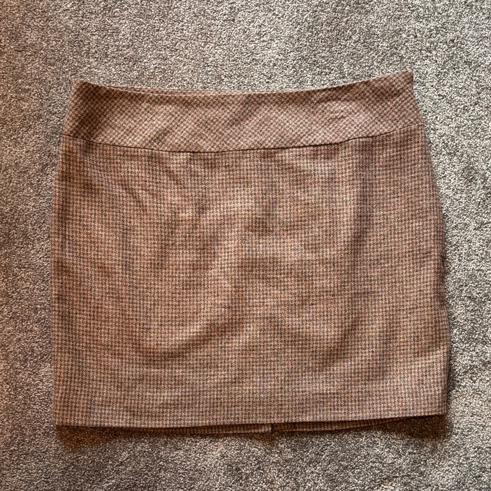 Limited brand Brown and gray Checkered wool Women's Skirt. Fully lined.